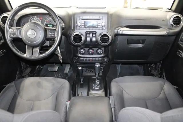 2016 Jeep Wrangler Sport