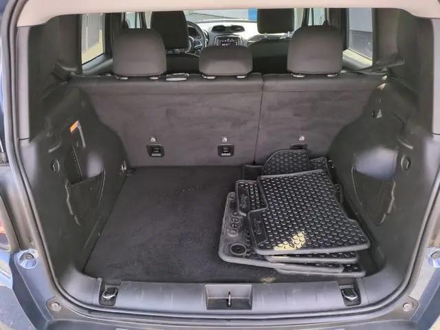 2023 Jeep Renegade Trailhawk 4x4