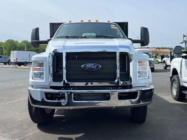 2027 Ford F-750 Base