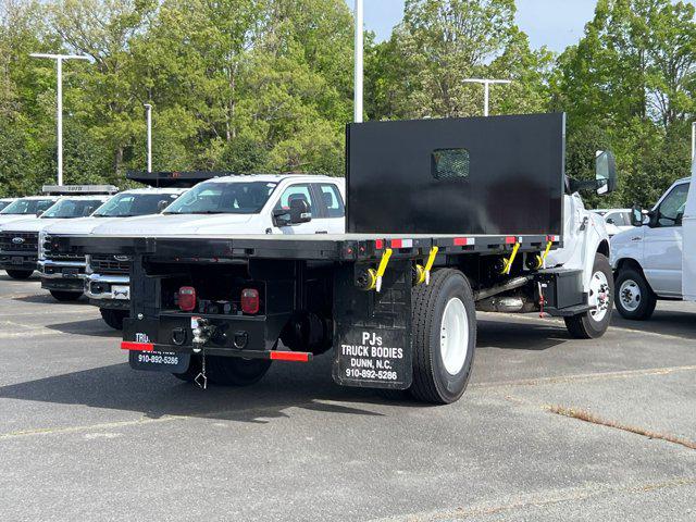 2027 Ford F-750 Base