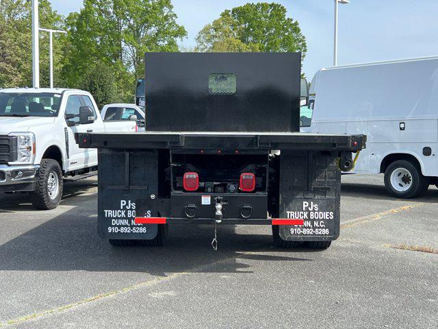 2027 Ford F-750 Base