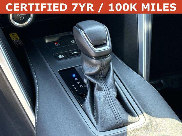 2024 Toyota Venza LE - Photo 22