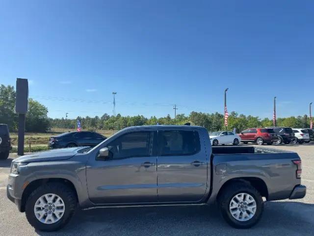 2023 Nissan Frontier Crew Cab SV 4x2
