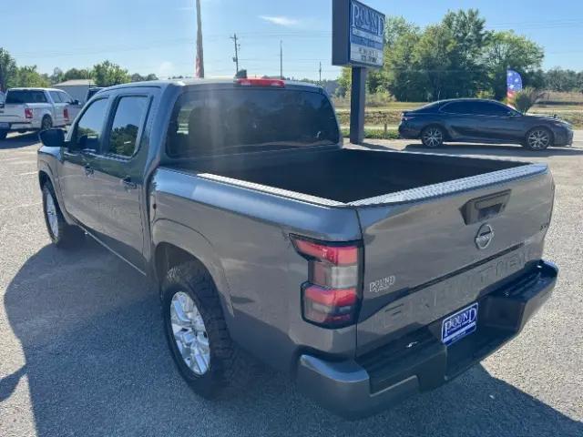2023 Nissan Frontier Crew Cab SV 4x2