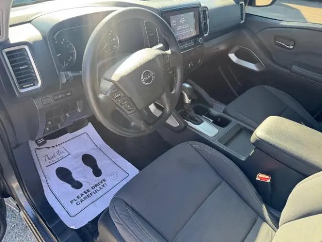 2023 Nissan Frontier Crew Cab SV 4x2