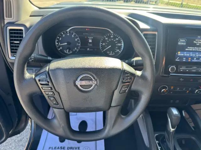 2023 Nissan Frontier Crew Cab SV 4x2