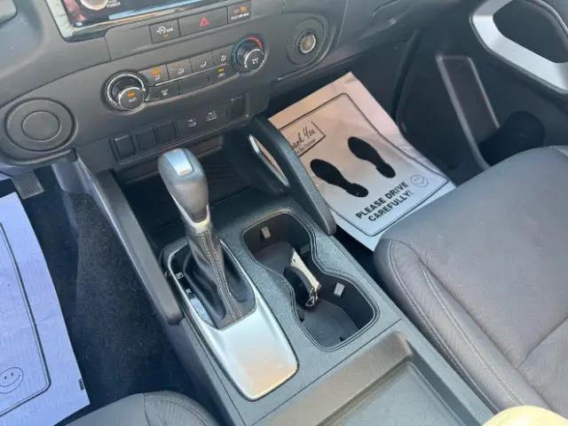 2023 Nissan Frontier Crew Cab SV 4x2
