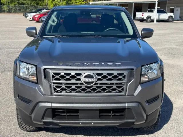 2023 Nissan Frontier Crew Cab SV 4x2