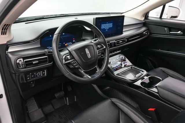 2022 Lincoln Nautilus Standard