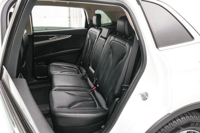 2022 Lincoln Nautilus Standard