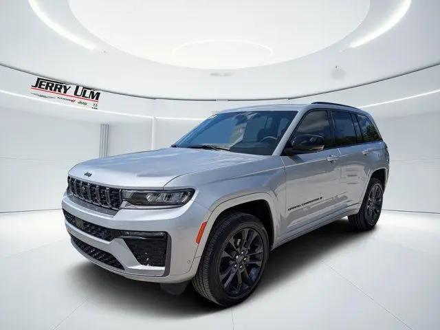 2026 Jeep Grand Cherokee Limited Reserve