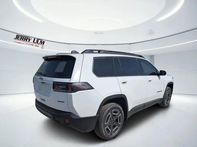 2026 Jeep Cherokee Laredo 4x4