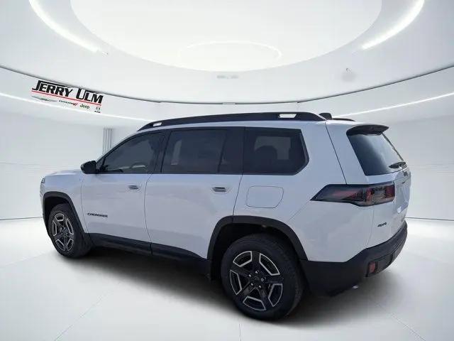 2026 Jeep Cherokee Laredo 4x4