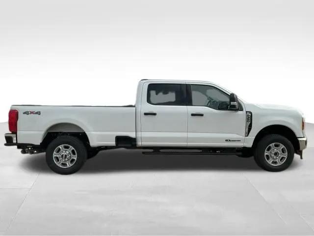 2026 Ford F-350 XLT