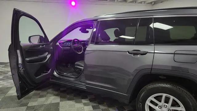 2024 Jeep Grand Cherokee L Laredo 4x4