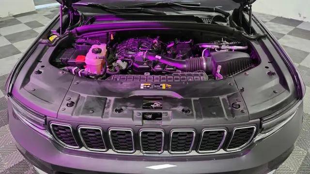 2024 Jeep Grand Cherokee L Laredo 4x4
