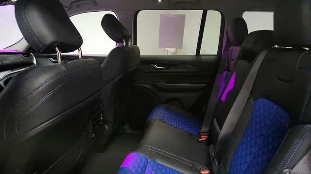 2024 Jeep Grand Cherokee Laredo 4x4