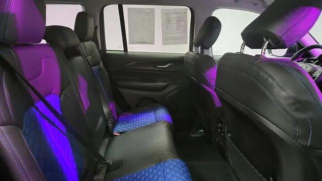 2024 Jeep Grand Cherokee Laredo 4x4