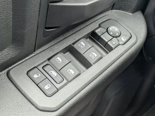 2026 Ram 2500 Tradesman Crew Cab 4x4 64 Box