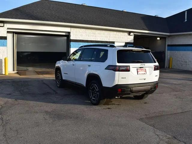 2026 Jeep Cherokee Laredo 4x4
