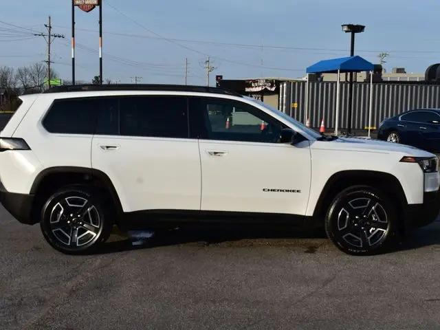 2026 Jeep Cherokee Laredo 4x4