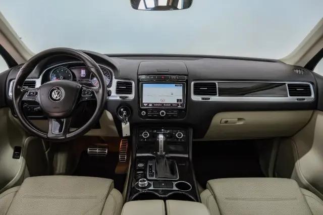 2017 Volkswagen Touareg V6 Executive