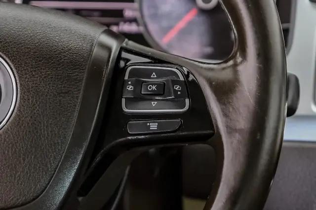 2017 Volkswagen Touareg V6 Executive