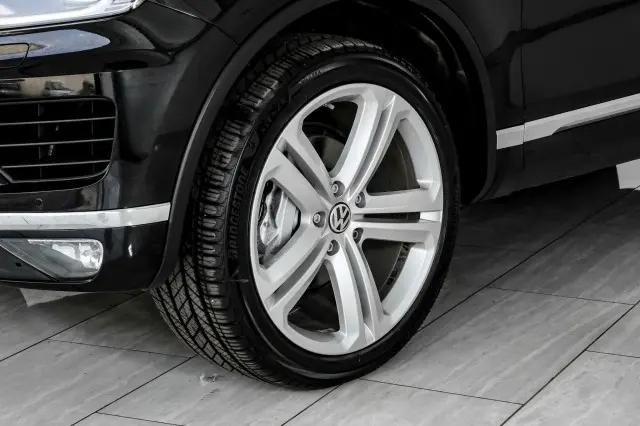 2017 Volkswagen Touareg V6 Executive