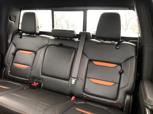 2021 GMC Sierra 1500 4WD Crew Cab Short Box AT4