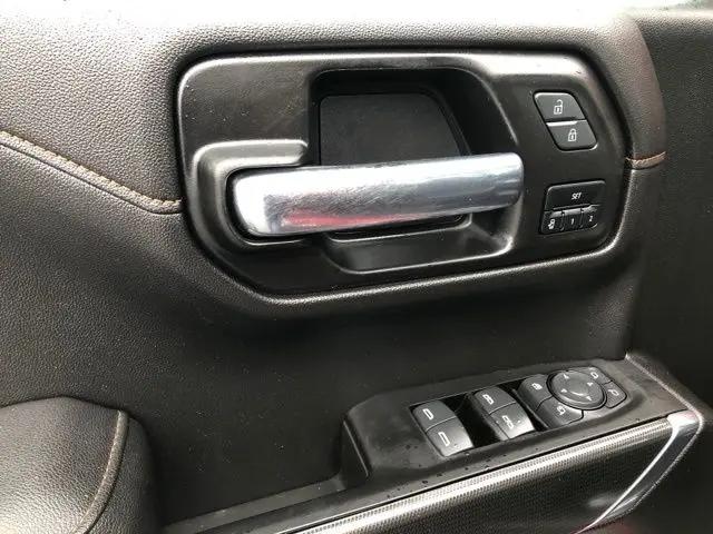 2021 GMC Sierra 1500 4WD Crew Cab Short Box AT4