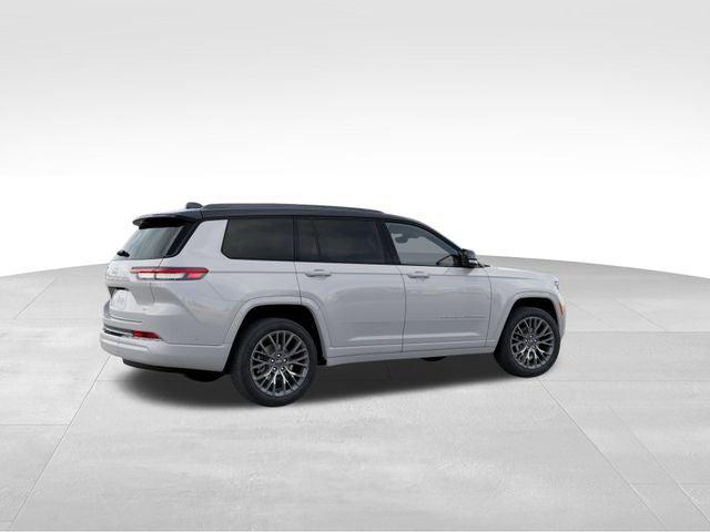2026 Jeep Grand Cherokee Summit 4x4