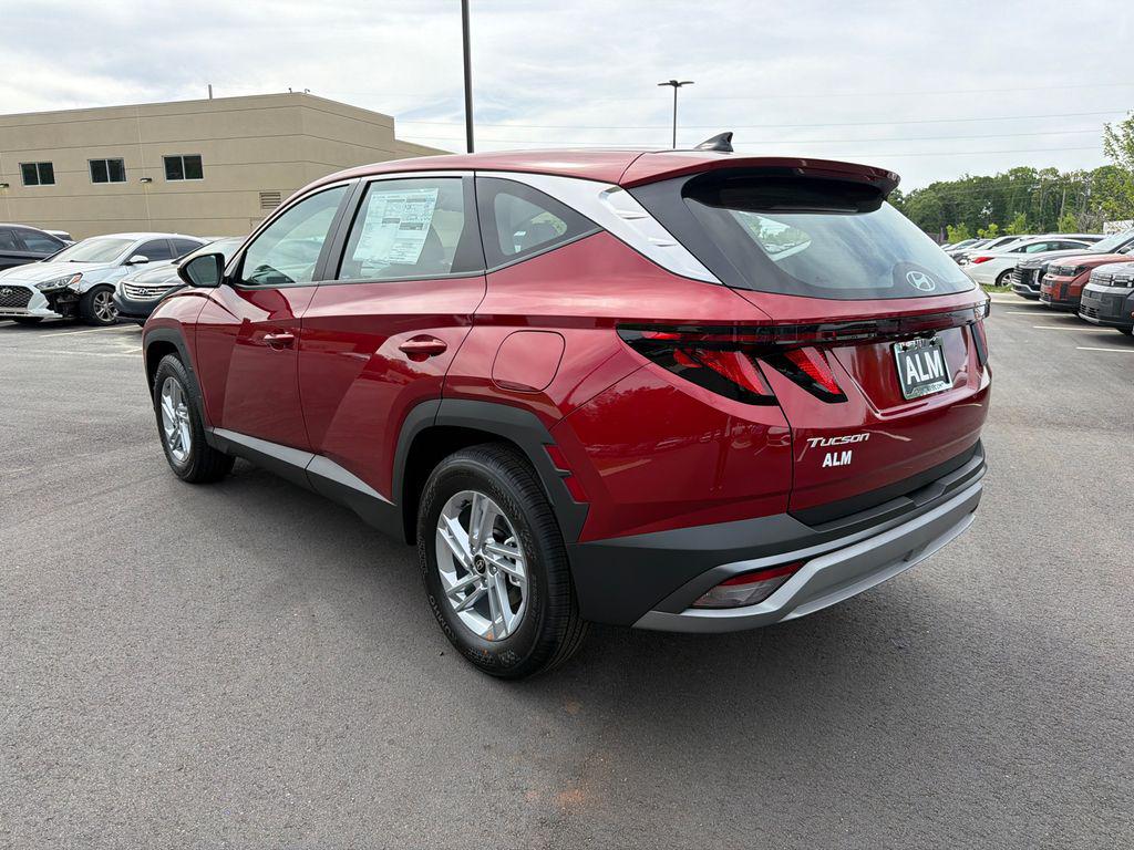 New 2026 Ultimate Red HYUNDAI SE FWD image 8