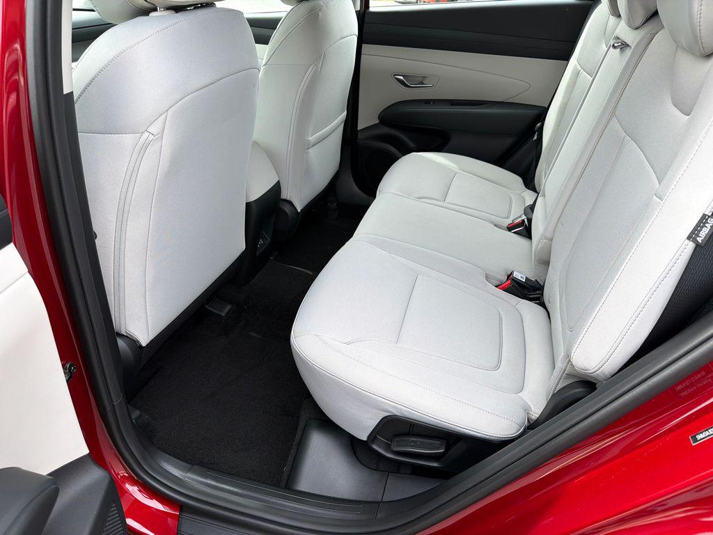 New 2026 Ultimate Red HYUNDAI SE FWD image 22