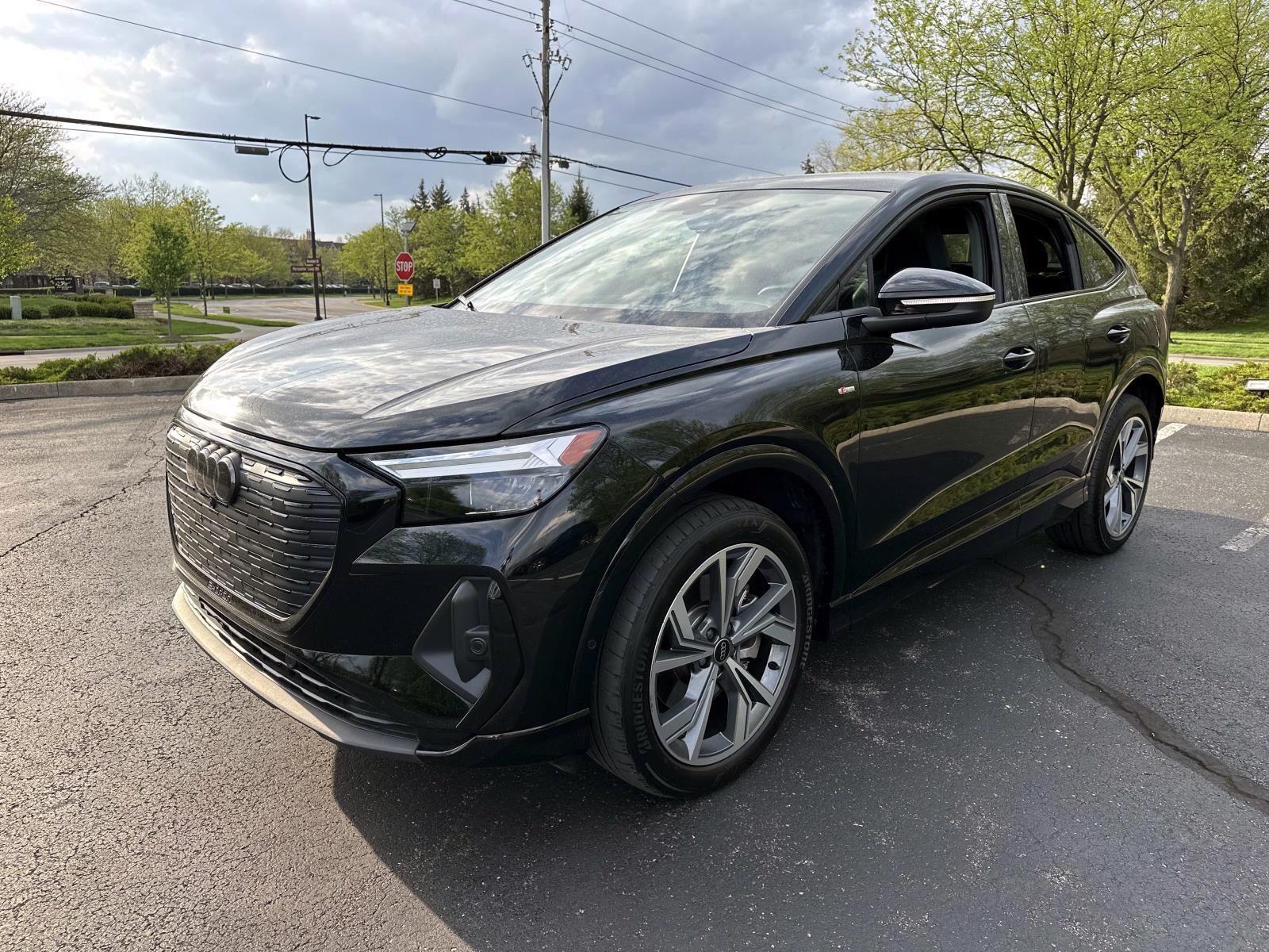 /2023 Audi Q4-SPORTBACK E-TRON