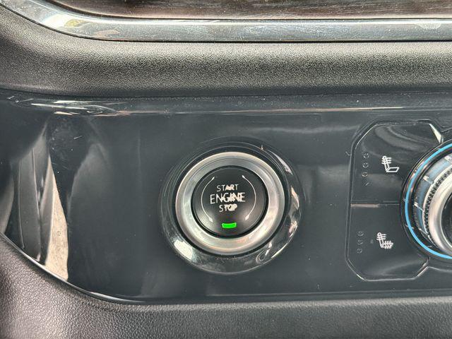 2024 GMC Sierra 1500 SLT - Photo 16