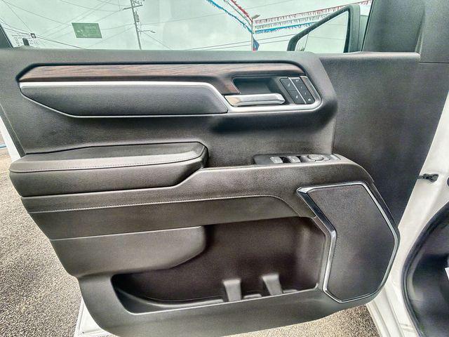 2024 GMC Sierra 1500 SLT - Photo 21