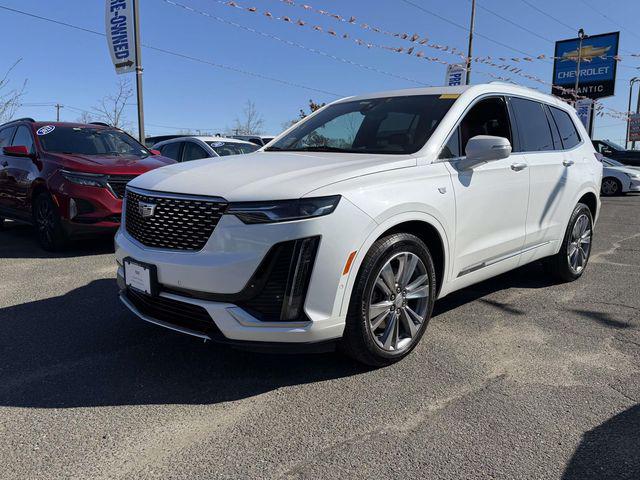 Crystal White 2024 Cadillac XT6 Premium Luxury AWD SUV / Crossover Four-Wheel Drive 9-Speed Automatic