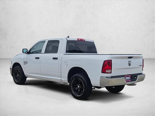 2024 Ram 1500 Classic Tradesman Crew Cab 4x4 5'7" Box
