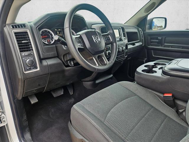 2024 Ram 1500 Classic Tradesman Crew Cab 4x4 5'7" Box