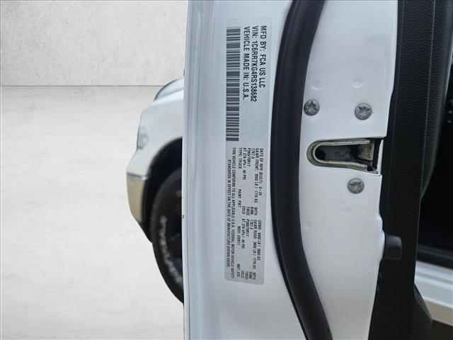 2024 Ram 1500 Classic Tradesman Crew Cab 4x4 5'7" Box