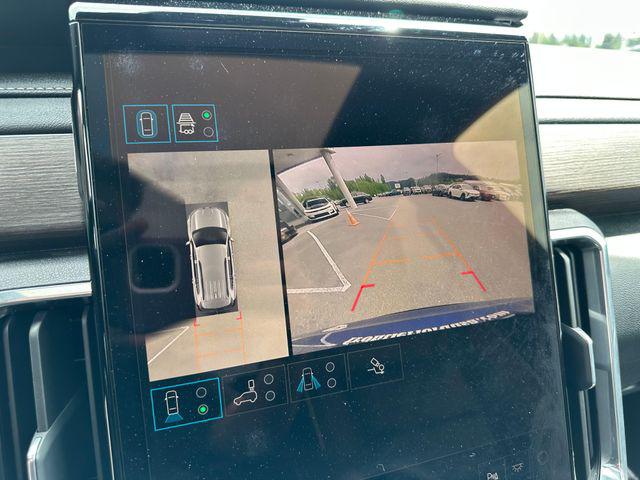 2025 GMC Acadia Denali AWD