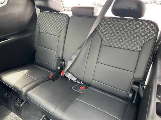 2025 GMC Acadia Denali AWD