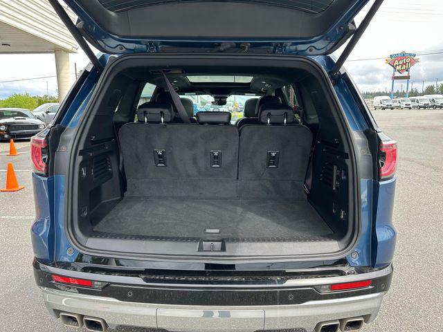 2025 GMC Acadia Denali AWD