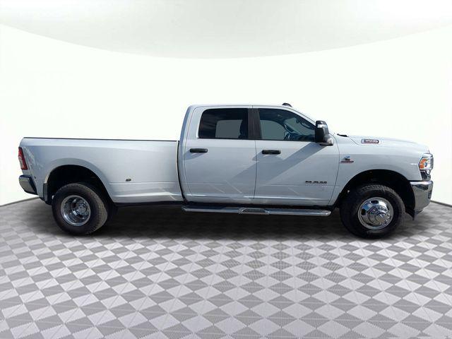 2024 Ram 3500 Big Horn Crew Cab 4x4 8' Box