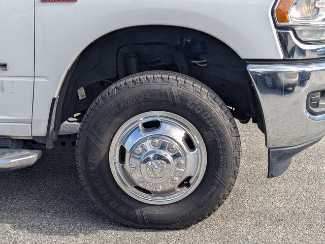 2024 Ram 3500 Big Horn Crew Cab 4x4 8' Box