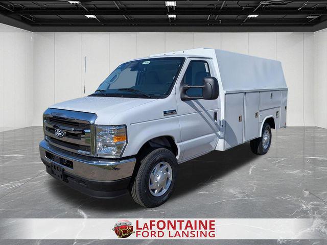 2027 Ford E-Series Cutaway Base for sale in Lansing, MI