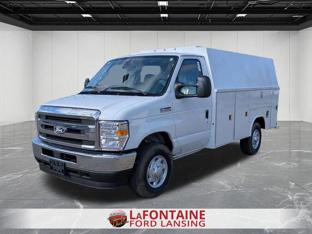 2027 Ford E-Series Cutaway Base for sale in Lansing, MI