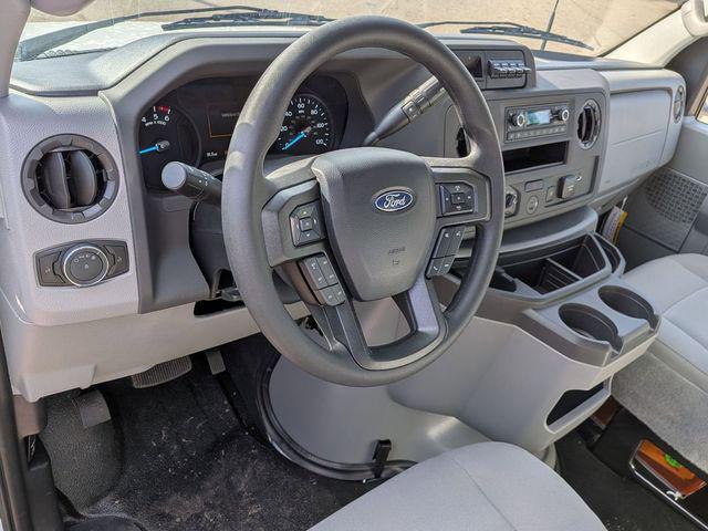 2027 Ford E-Series Cutaway Base