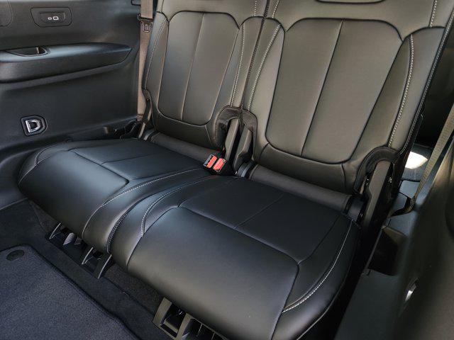 2026 Jeep Grand Cherokee L Limited 4x4
