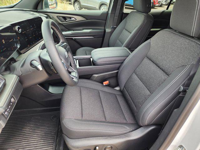 2026 Chevrolet Traverse AWD LT